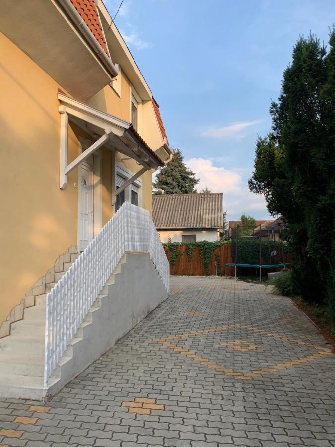 Gázláng Apartman Hajdúszoboszló Exterior foto